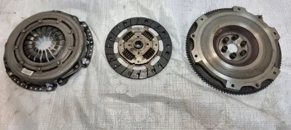 Ford Fiesta Clutch set kit H1BG-7540-AA