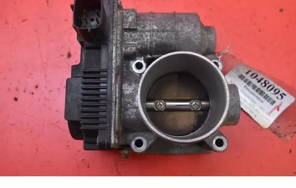 Nissan Almera Tino Throttle body valve RME5001