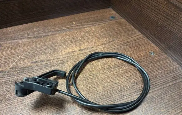 Volkswagen Crafter Engine bonnet/hood lock release cable 9068800059 A9068800059