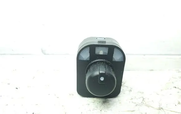 Audi A8 S8 D3 4E Wing mirror switch 8E0959565A