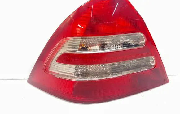 Mercedes-Benz C W203 Rear/tail lights 2038200164