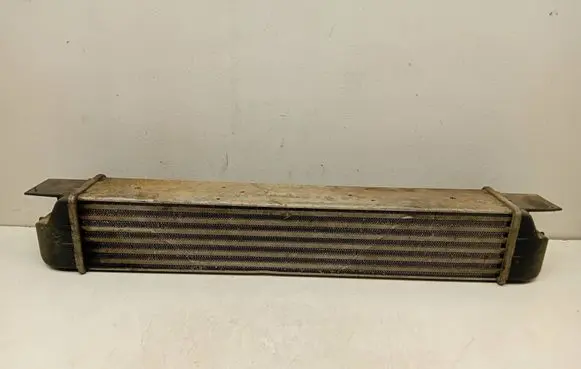 BMW 5 E39 Intercooler radiator 1914555 1612787