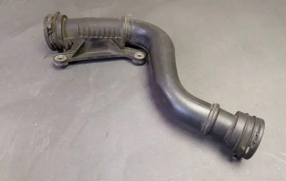 Volkswagen Golf V Intercooler hose/pipe 1K0145762S