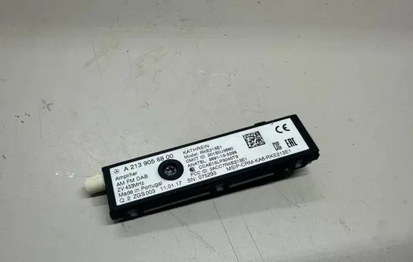 Mercedes-Benz E W238 Aerial antenna amplifier A2139056800 3691155298 2015DJ3660
