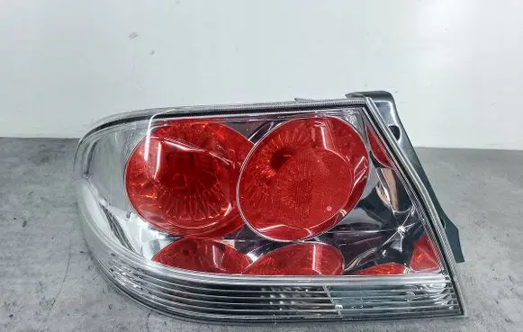 Mitsubishi Lancer Rear/tail lights P3739L