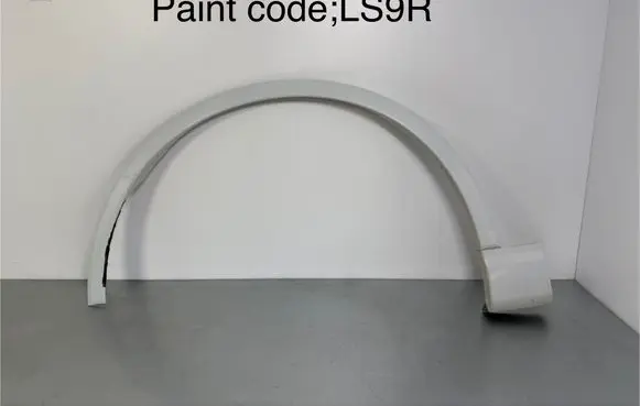 Audi Q7 4M Front arch trim 4M0853717F