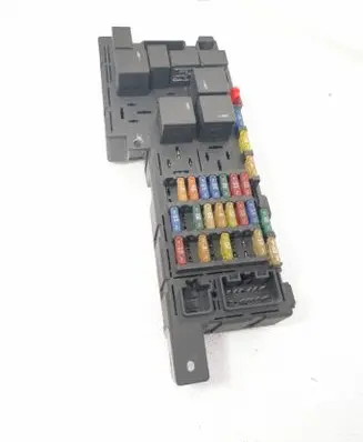 Volvo S60 Fuse module 518828017