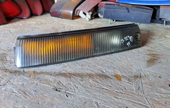 Mazda 323 F Front indicator light 21061311