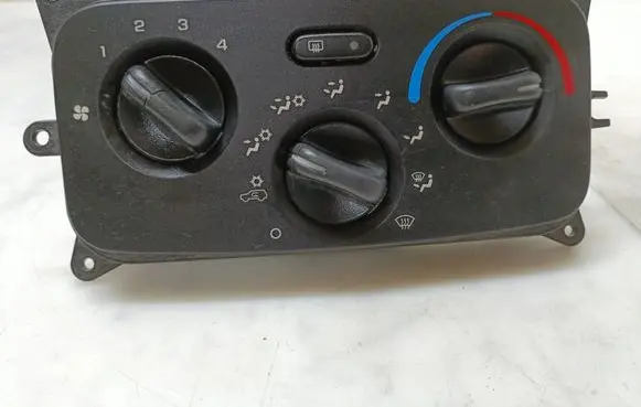 Jeep Cherokee Climate control unit 58024B P55037533AC