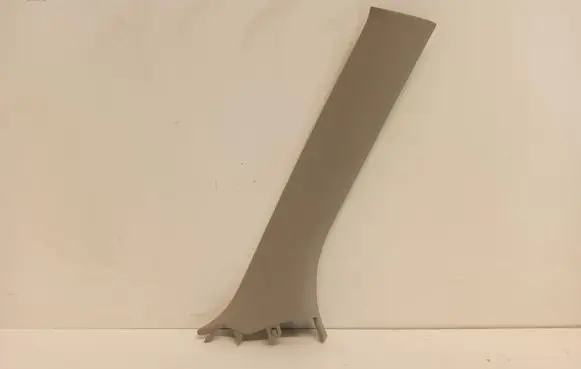 Suzuki Swift II Wiper trim 76111-52R0