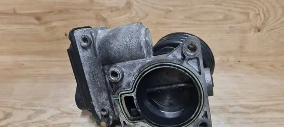 Volvo V50 Throttle valve VP4F9U9E928AB