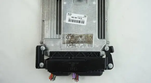 Audi A4 S4 B8 8K Engine control unit/module 8K2907115R 0261S04864