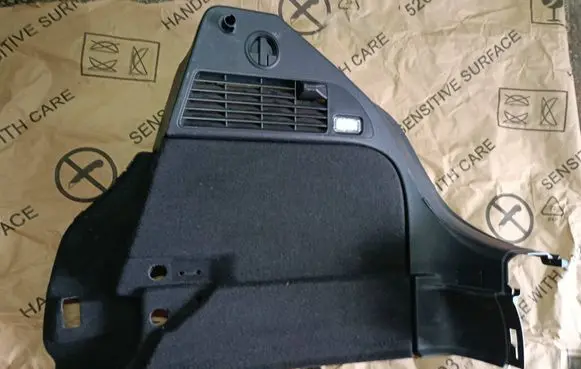 Audi A1 Trunk/boot side trim panel 8X3867762