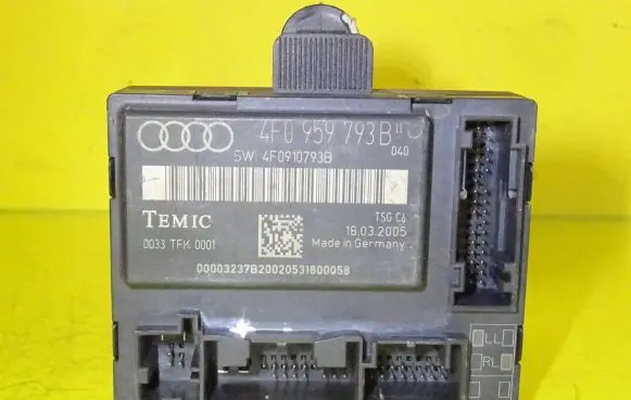 Audi A6 S6 C6 4F Door control unit/module 4F0959793B 4F0910793B