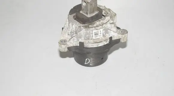 Engine mount bracket
