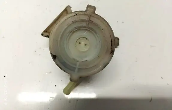 Toyota Matrix (E130) Power steering fluid tank/reservoir 