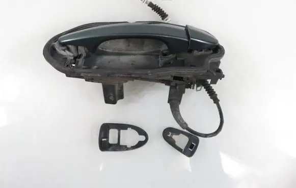 BMW X3 E83 Rear door exterior handle 3330984