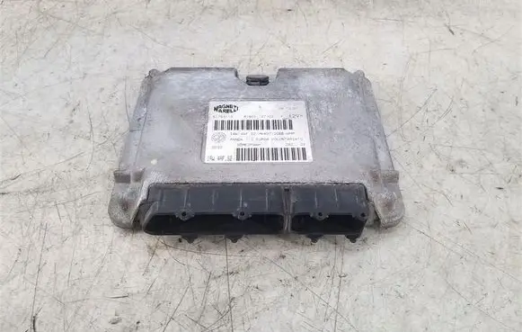 Fiat Panda II Engine control unit/module 51793116