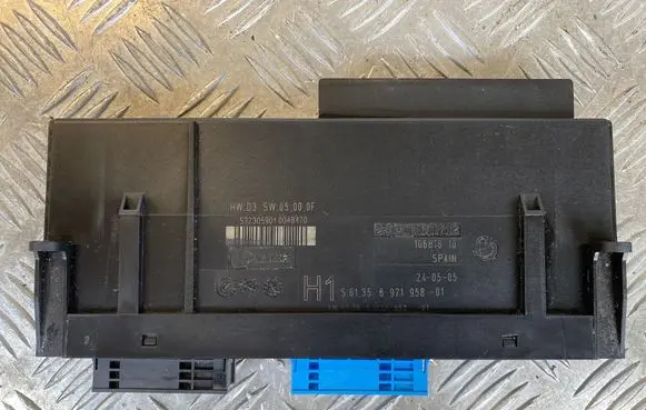 BMW 5 E60 E61 Comfort/convenience module 6971958 6971957 10681810