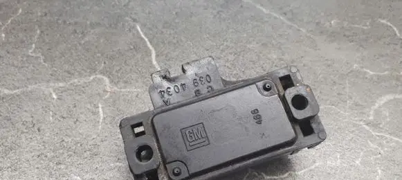 Opel Astra F Air pressure sensor 3517406