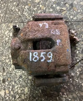BMW X3 E83 Front brake caliper