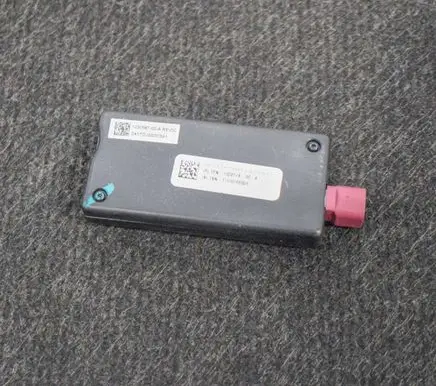 Tesla Model X Aerial antenna amplifier 103297400A
