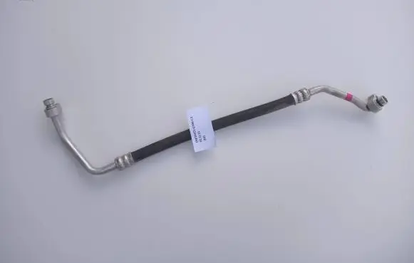 Infiniti QX80 Air conditioning (A/C) pipe/hose