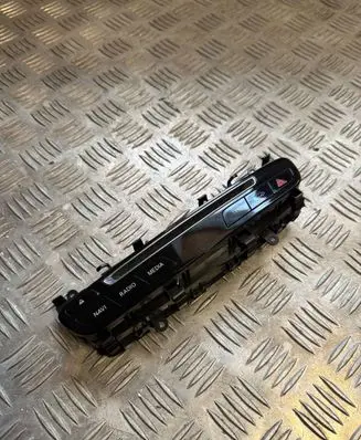 Mercedes-Benz GLC C253 Head unit multimedia control A2059055201 7221 13677548