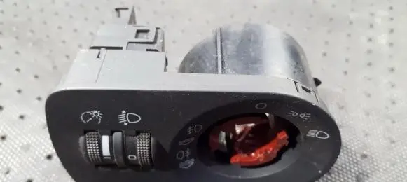 Audi A3 S3 8P Headlight level height control switch 8J2919094