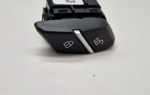 BMW X3 F25 Central locking switch button 9352035
