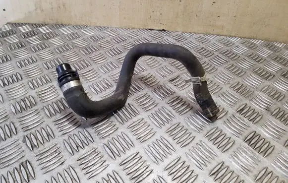 Volvo XC90 Engine coolant pipe/hose 31657715