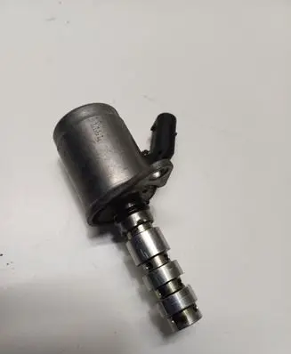 Volkswagen Transporter - Caravelle T6 Oil pressure sensor 04L906455J