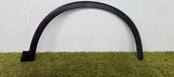 Nissan Qashqai J12 Front arch trim 63810-6ua0a