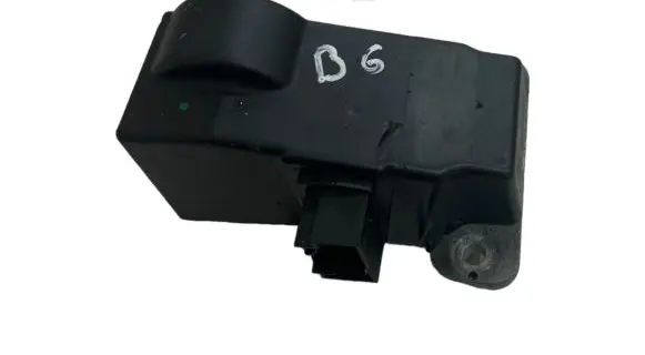Volkswagen PASSAT B6 Steering wheel lock 216002011