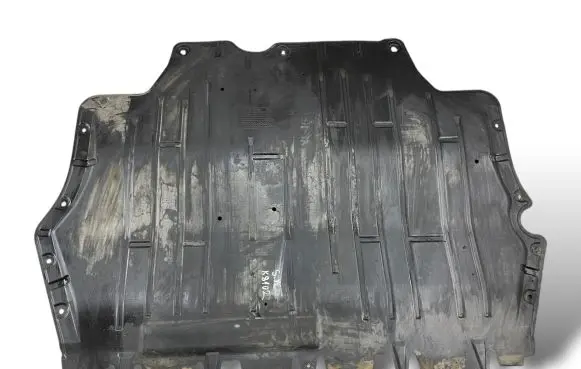 Skoda Yeti (5L) Engine splash shield/under tray 5C0825237
