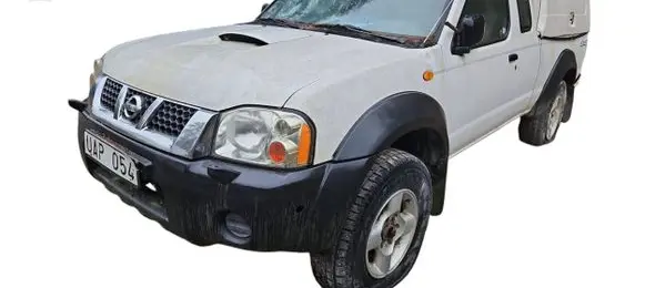 Nissan Navara D22 Headlight/headlamp