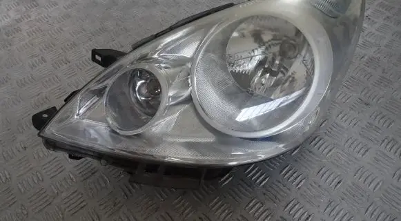 Nissan Note (E11) Headlight/headlamp 26060-BH00B