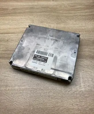 Toyota Prius (XW20) Engine control unit/module ECU 8966147170 2751009521
