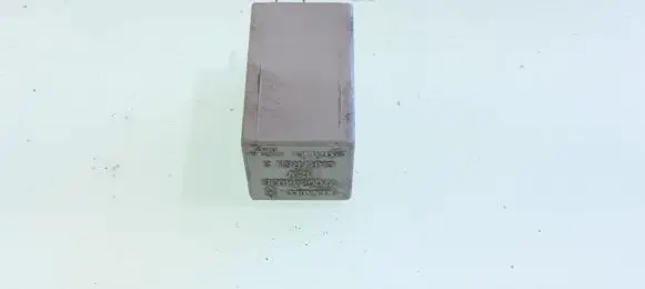 Renault Laguna I Other relay 7700844036