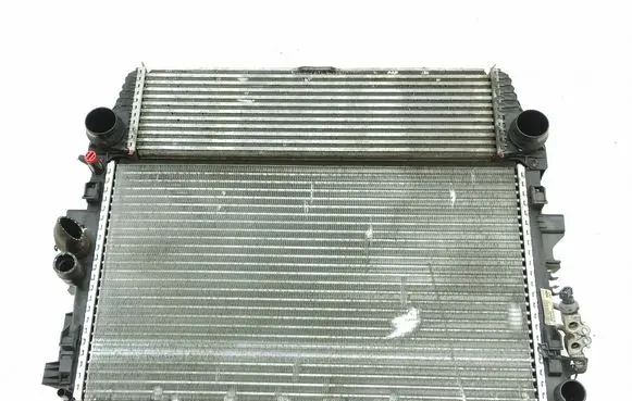Mercedes-Benz Vito Viano W639 Radiator set A6395011101