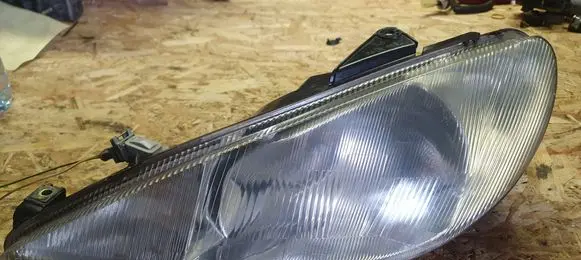 Peugeot 206 Headlight/headlamp 9632689380