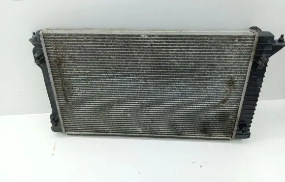 Audi A4 S4 B6 8E 8H Coolant radiator