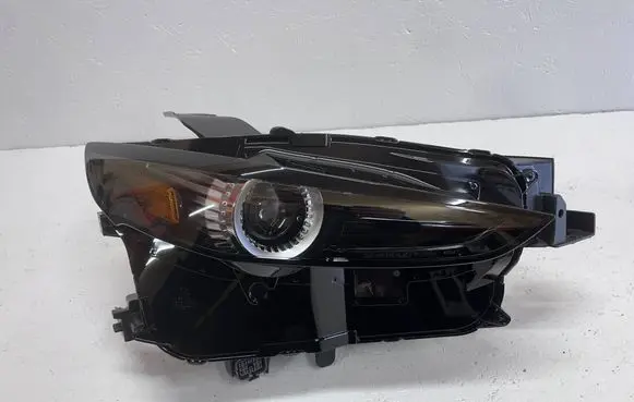 Mazda CX-30 Headlight/headlamp DGJ1-51030 DGJ151030