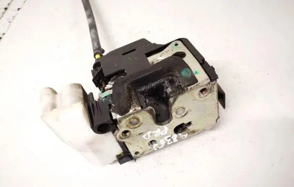 Fiat Doblo Front door lock b797