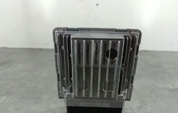 BMW 1 E81 E87 Engine control unit/module ECU