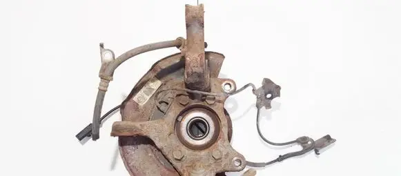 Toyota Avensis T270 Front wheel hub