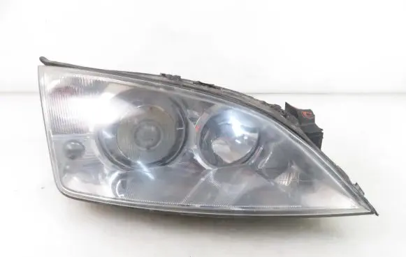 Ford Mondeo Mk III Headlight/headlamp 1S7113005CL