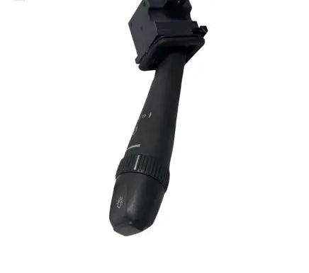 Volvo V70 Wiper control stalk 8666597 01W19A