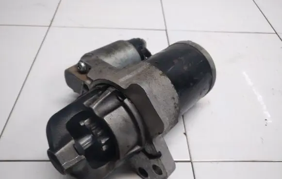Cadillac BLS Starter motor 55353669 M000T35671