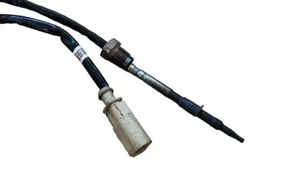 Audi A6 S6 C7 4G Oil temperature sensor 8K0973802C 966701 964857